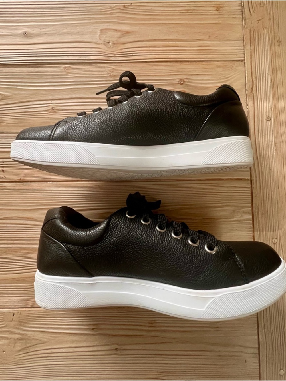 Munro Tilly Black Leather Sneakers Size 10 Zip Comfort Shoes - Picture 3 of 5